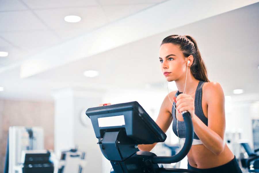 Tapis roulant: come mantenersi in forma con gli attrezzi giusti